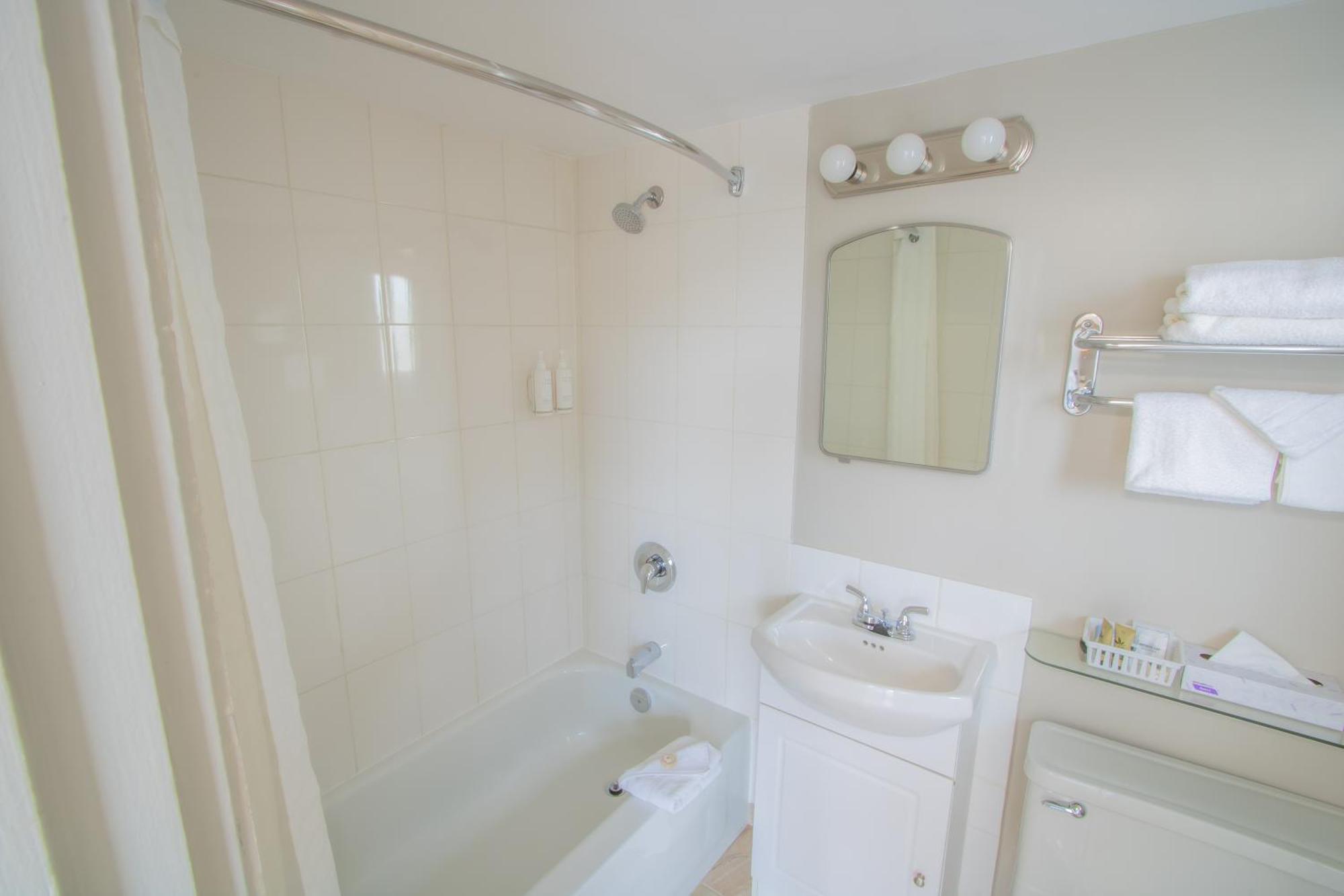 Scott'S Inn & Suites Kamloops Dış mekan fotoğraf